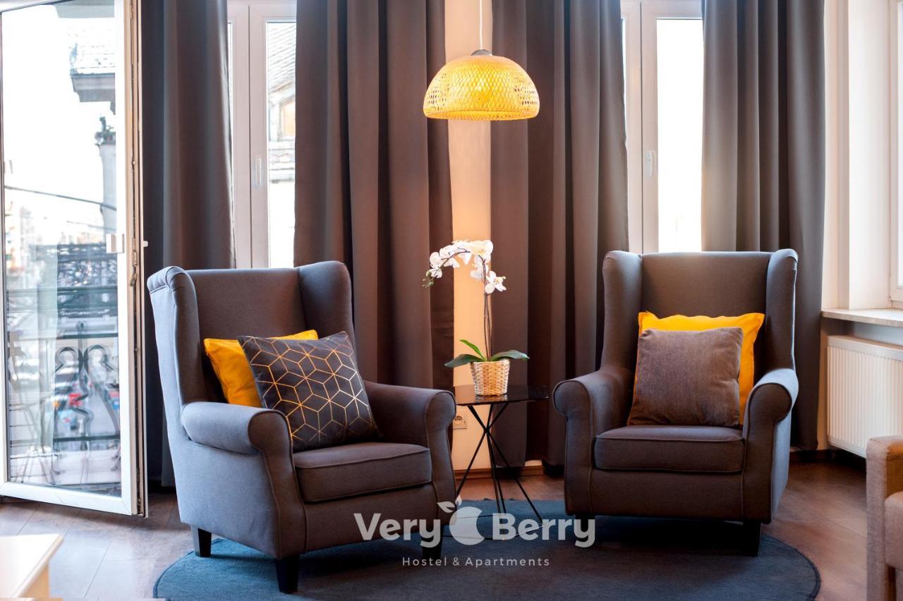 Very Berry - Garbary 27 - Apartament Z Balkonem, Old City, Check In 24H Apartment Poznań Exterior foto
